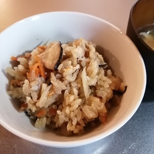 簡単お手軽!! 北海道産 ほっきとこんぶの炊き込みご飯の素 3合炊き×2個 _030101北海道浜中町ふるさと納税サイト「さとふる」