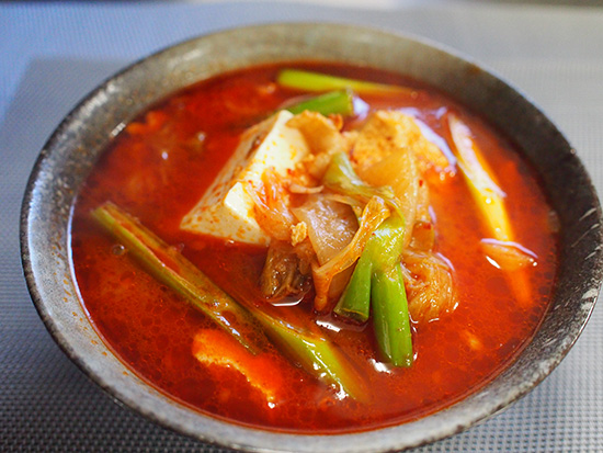 お家で韓国料理 辛うまスンドゥブチゲ