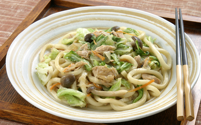 ホルモン焼きうどん