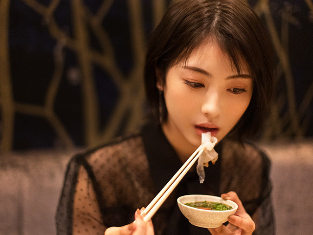 とあるブロガーの備忘録 仮 : 浜辺美波 アナザースカイに登場