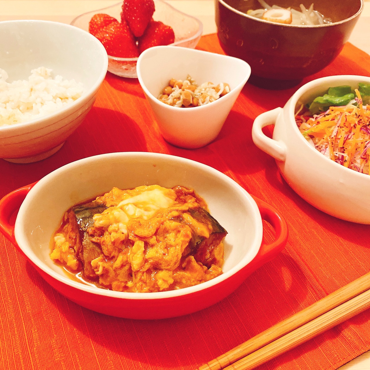 糖質制限 鯖味噌煮缶で作る1分料理 : 料理家あゆのダイエットごはん