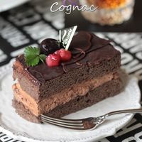 白ワインとコニャックで煮込む！リヨン名物「プーレ・セレスタン」エノテカ - ワインの読み物