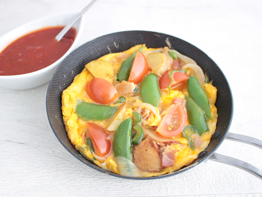 納豆とカラフル野菜のスパニッシュオムレツ