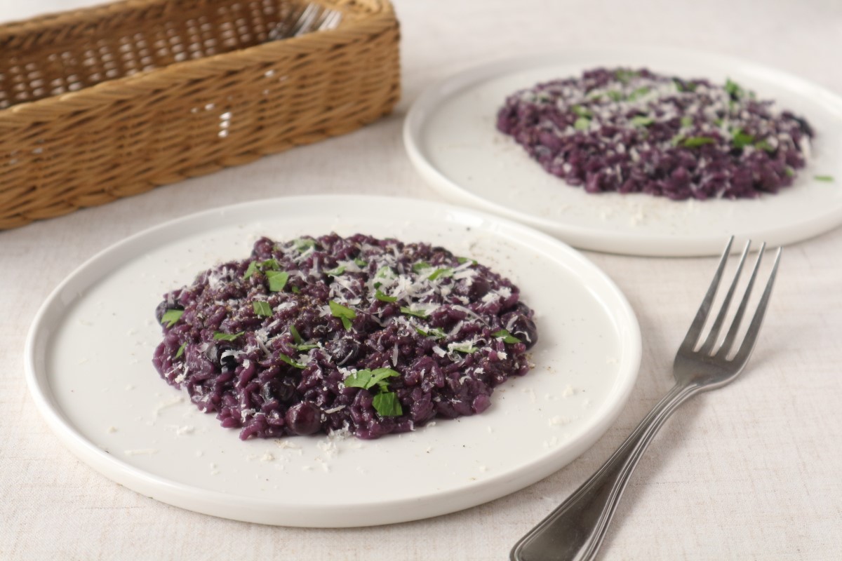 混ぜて冷やすだけ ブルーベリーアイス パックそのまま！ヨーグルトの水切りなし！ブルーベリーと相性抜群で、簡単に作れて美味しい♪ - YouTube