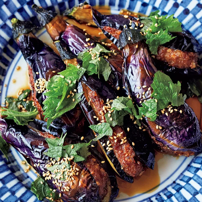 ジューシー！まるごとナスの肉挟み揚げ