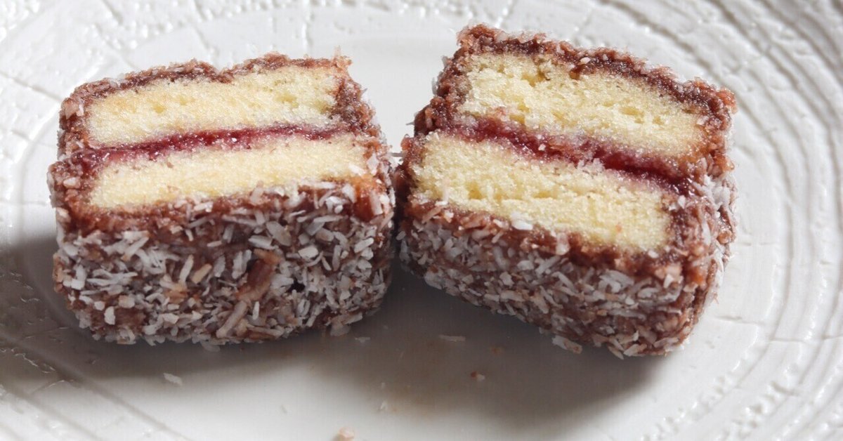 万博グルメ 話題のオーストラリア館「ラミントン」食べてみた！どこで買える？その他のおすすめは チョコレート大事典ケイ- エキスパート -Yahoo!ニュース