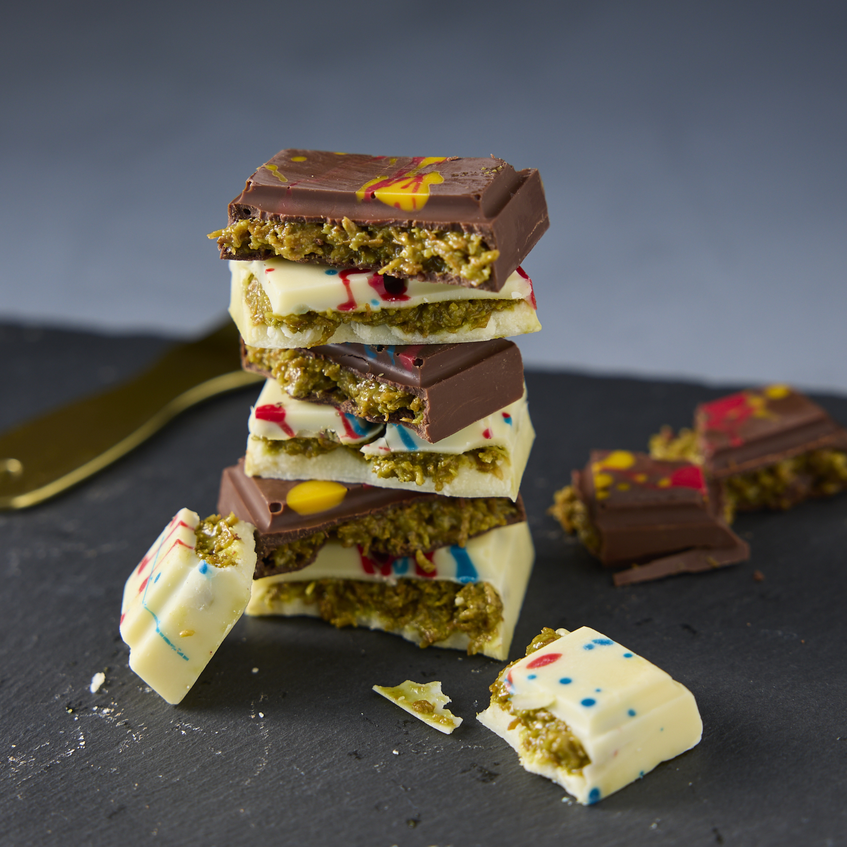 ♡♡ こんばんは♪ cottaさんのPR用のケーキが完成しました！ 明日投稿しまーす！チョコレートケーキインスタ映えスイーツ かわいいケーキかわいいお祝い バースデーケーキ バースデーケーキ手作り birthdaycakeパーティメニュー お菓子作り好きな人と繋がりたい