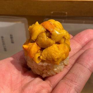 グルメ 食べ歩き 築地場内市場飲食店 魚がし横丁