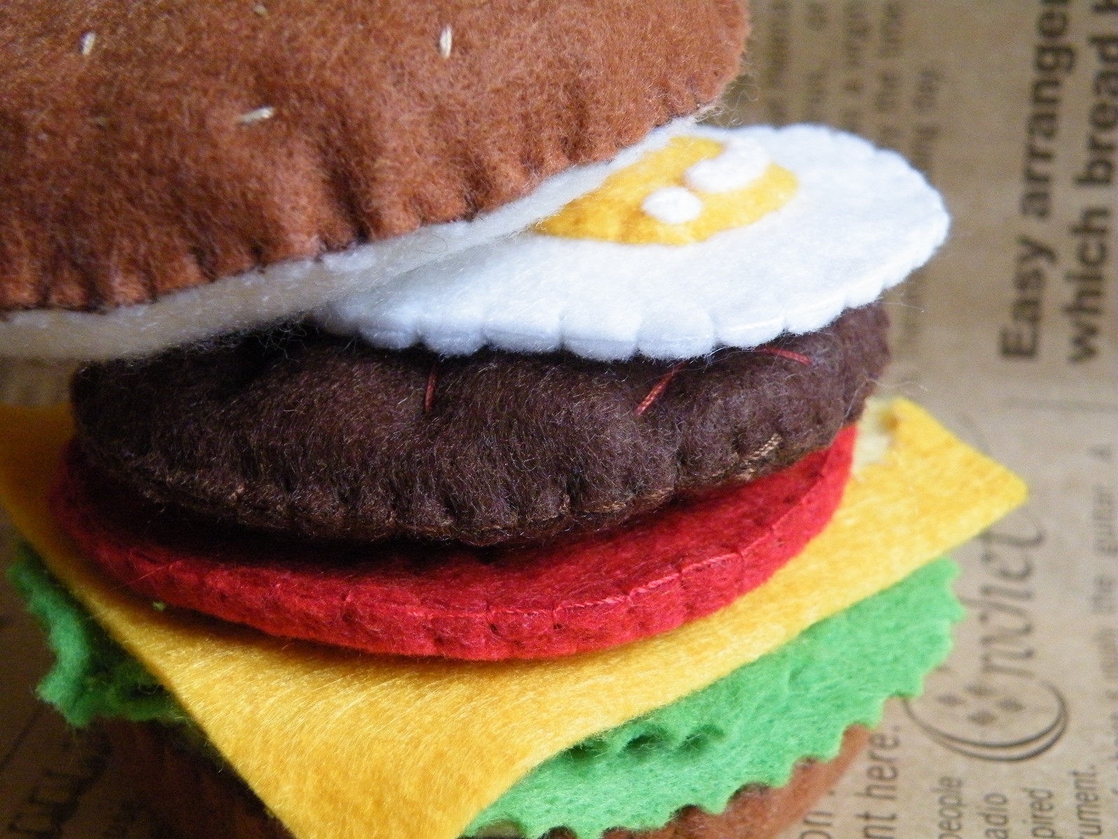 ハワイアンカフェ＆ダイナーTEDDY'S Bigger Burgers 表参道から、衝撃の「メガモンスターバーガー」登場！H1GLOBAL株式会社のプレスリリース