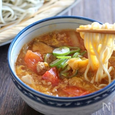 2024_09-02食べるラー油の胡麻だれつけ蕎麦A4メーキュー株式会社