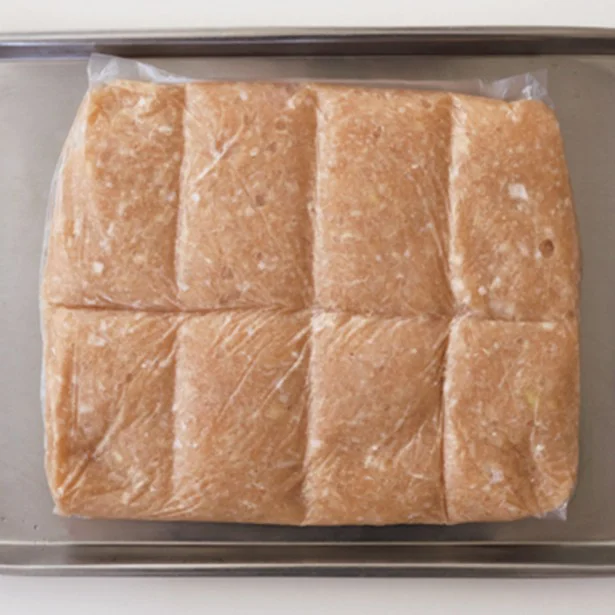 コストコ「豚挽肉赤身80％」使い切り！3つの冷凍パターンで、使いやすいストック食材に！kufura クフラ 小学館公式