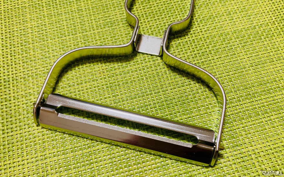 100均検証 ダイソーの100円キャベツピーラーと200円キャベツピーラーでキャベツを千切り比べしてみた結果ロケットニュース24