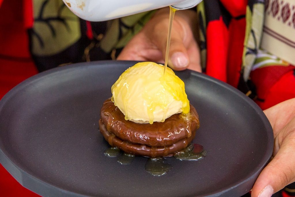 チョコパイ ロッテ 、手作りレシピなども沢山ある＾＾冷やしても温めても美味しい、1個157キロカロリーで幸せになるお菓子