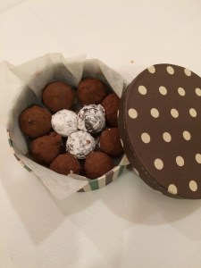 100均アイテムをフル活用！バレンタインのおしゃれなラッピングアイデア28選 お菓子別3ページ目- macaroni