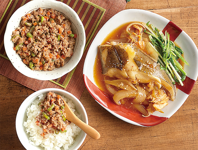 からすがれいの煮付け そぼろおかず汁おさつきんぴら 食材宅配のヨシケイ 夕食ネット レシピ・メニュー・献立付き