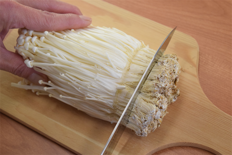 シイタケの軸は食べられる？ 石づきとの違いは おいしくなる保存方法Hint-Pot -2