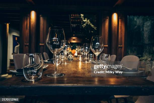 ホテル レストラン」の58万点のロイヤリティフリー画像、写真素材、絵Shutterstock