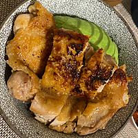 つくねアボカド丼の温玉のせ