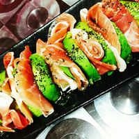 調理師が写真付きで解説！簡単にできる生ハムの盛り付け3選 - ワンプレートnote