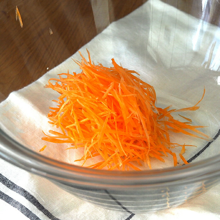 QuiExact スライサー 1台5役 みじん切り スライス 細千切り 波形スライス 多機能 取り外し可能