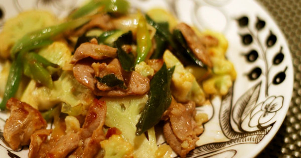豚肉とカリフラワーのオイスターソース炒め