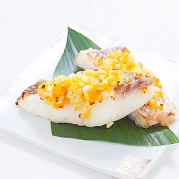 鯛の尾頭付きとおせち料理の写真素材12742345- PIXTA