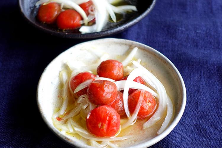 ビールのピッタリトマトのおつまみ！『ハーブ香るトマトのひとくちパイ』