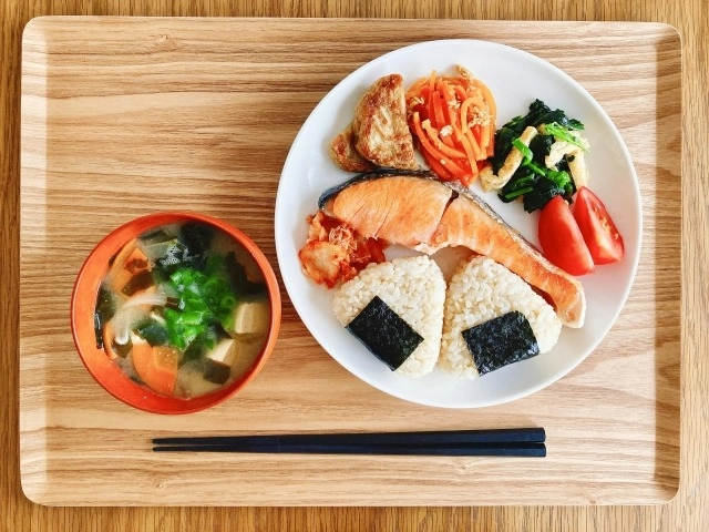 シンプルな和食の朝ごはん暮らしとおしゃれの編集室