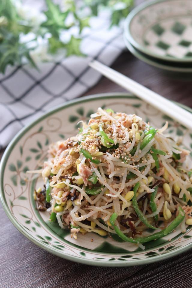 こんにちは清花堂です！, @seikado_yakuzen, 今回は子供も喜ぶ, ピーマンのシーチキン詰めです！,簡単に作れてすごく美味しいです☺️, ▼材料, ピーマン4個, ツナ缶2個ほど, 塩昆布2つかみ程度, マヨネーズ大さじ1ほど, ▼作り方,・ピーマンのに切込みを入れ上のヘタを取り除く, ・ツナ缶のオイルを捨て、塩昆布とマヨネーズと混ぜておく,