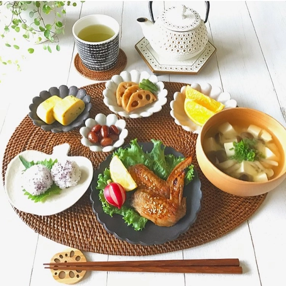 和食の基本、一汁三菜のテーブルコーディネート食空間プロデュース花生活空間