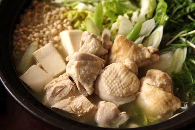華味鳥濃厚スープの水炊き