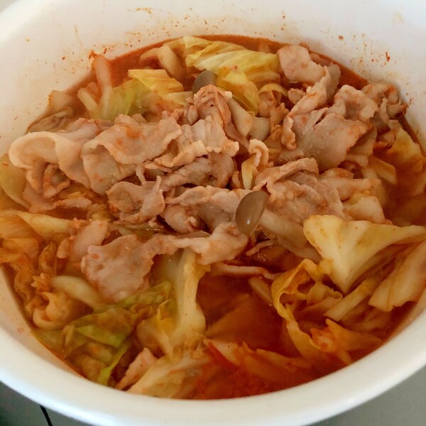 キャベツと肉団子のキムチ鍋かんたんレシピ桃屋