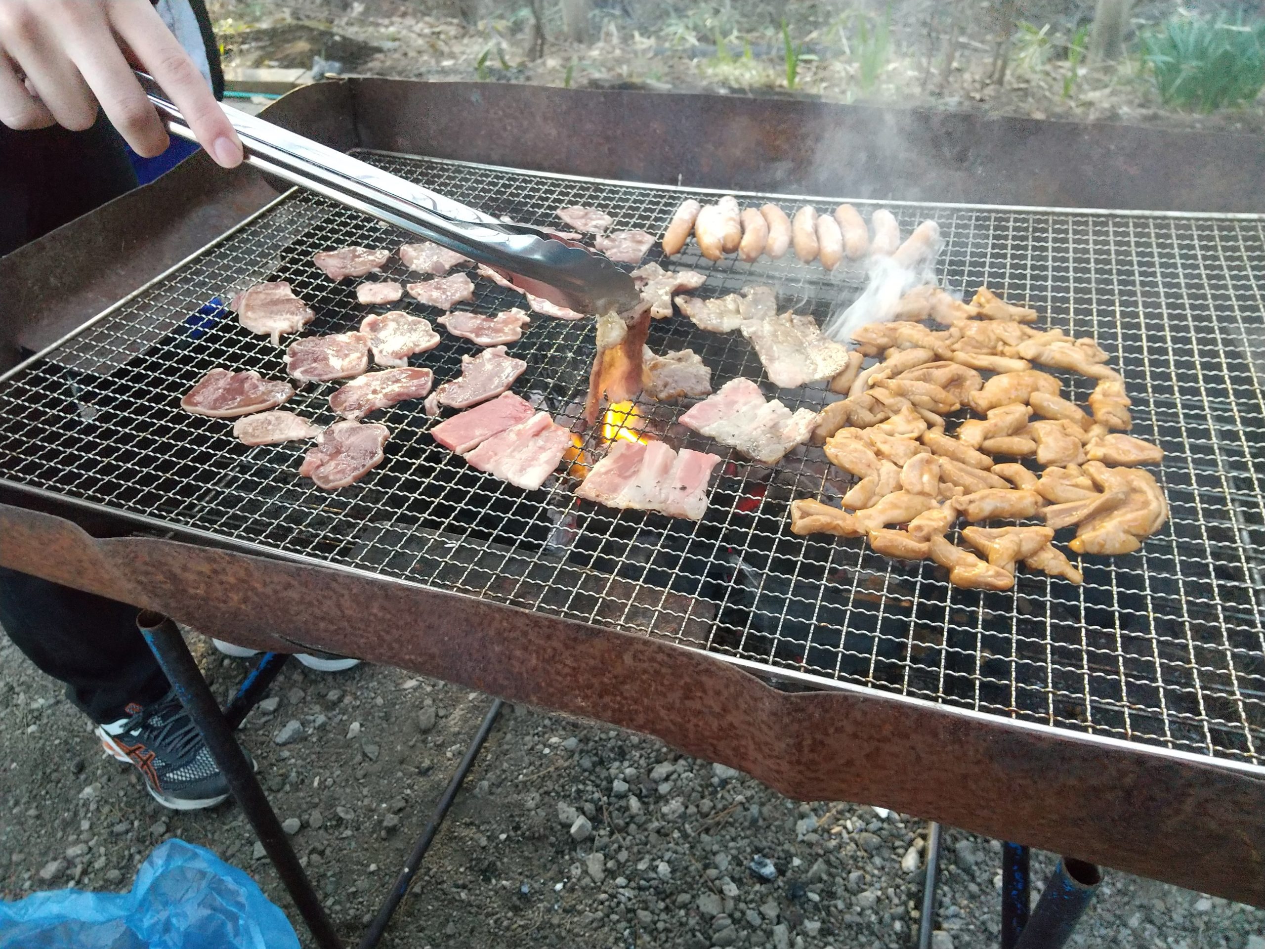 バーベキューコンロ バーベキューグリル 卓上 ドラム缶 BBQコンロ 折り畳み ソロキャンプ BBQグリル キャンプ アウトドア キャンプ用品焚き火台 焚火台 大 バーベキューグリル BBQグリル コンロ グリル おしゃれ 軽量 おすすめ一覧