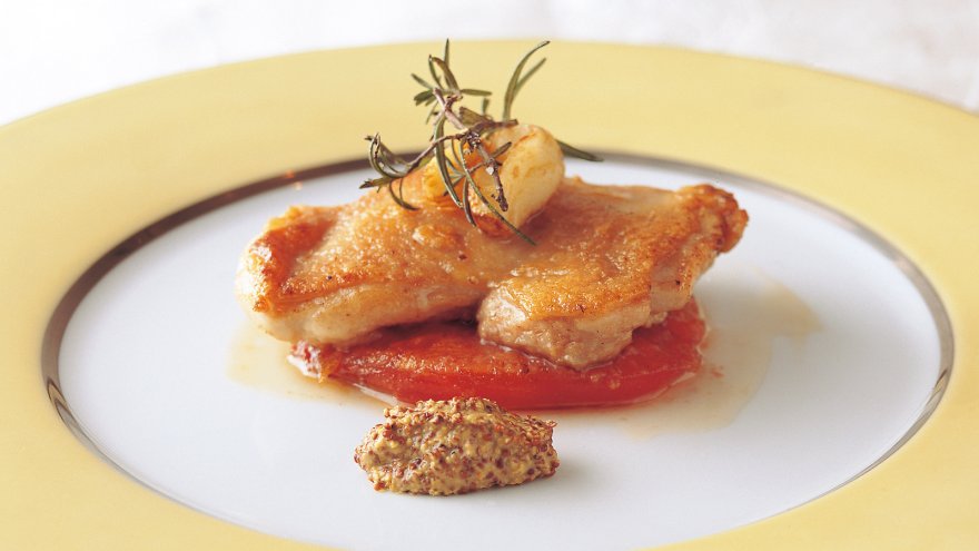 骨付き鶏もも肉で♪定番クリスマスチキン