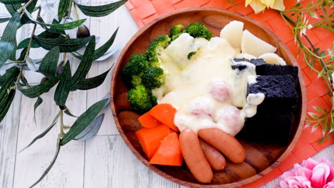 コストコのルルスティックは簡単にラクレットができるこだわりチーズ