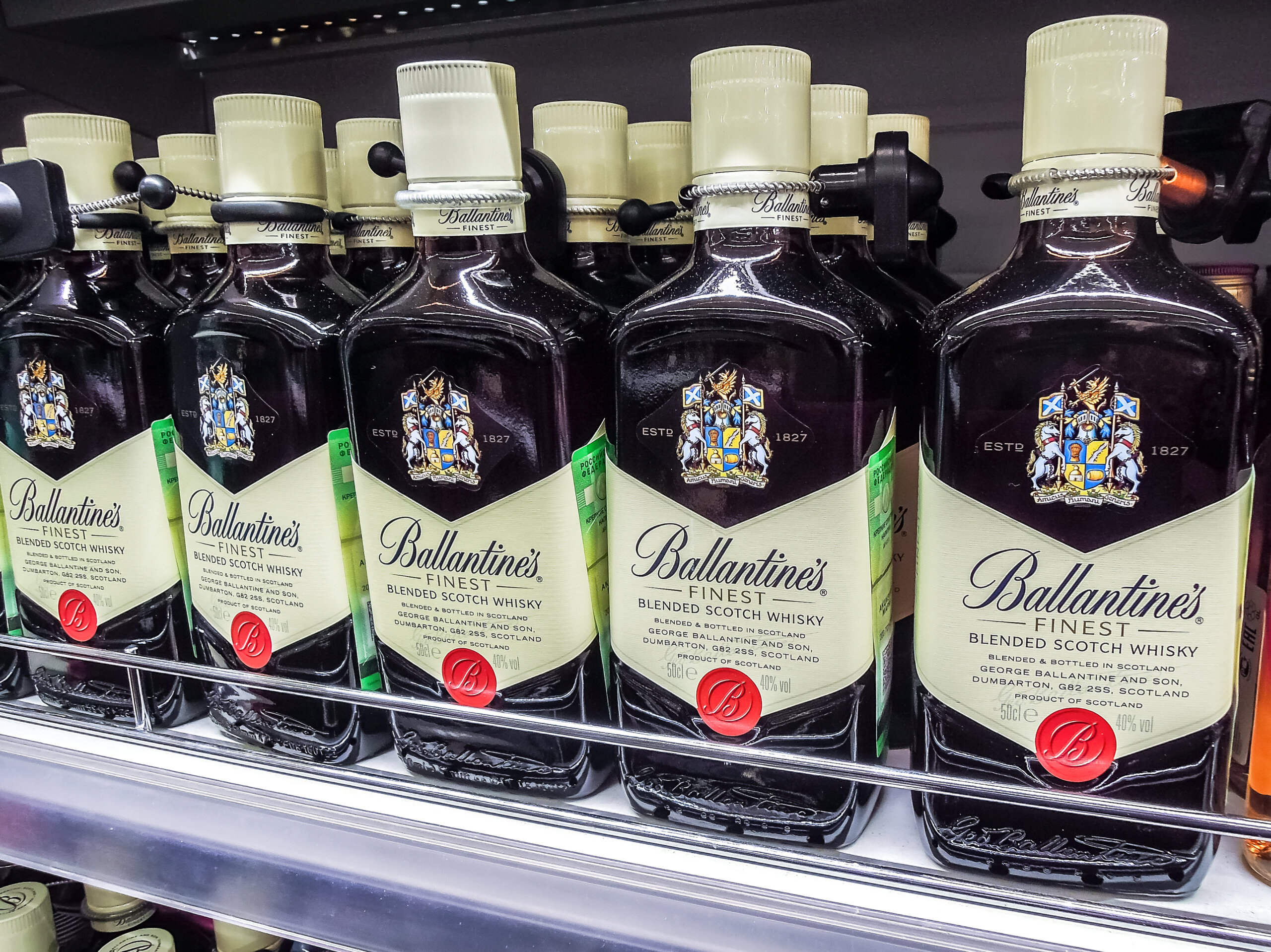 バランタインはどんなウイスキー？特徴から、種類、飲み方まで徹底解説！美味しいお酒研究所