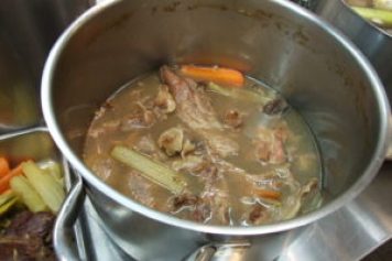 フランス料理のソース『ソースペリグー』 - フランス料理ロドゥラ