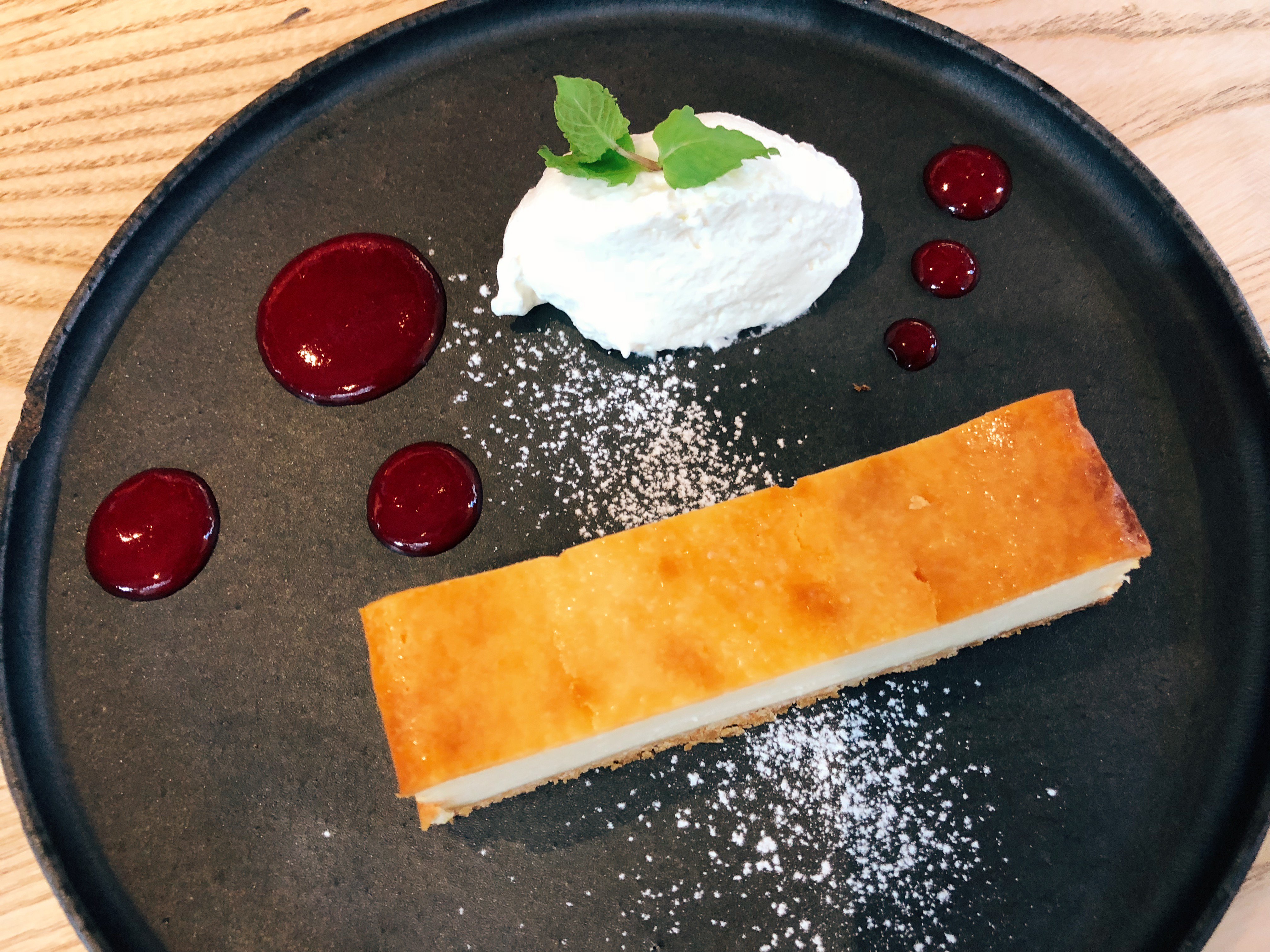 お手本にしたいシフォンケーキのデコレーション15選。おしゃれなトッピングのコツ