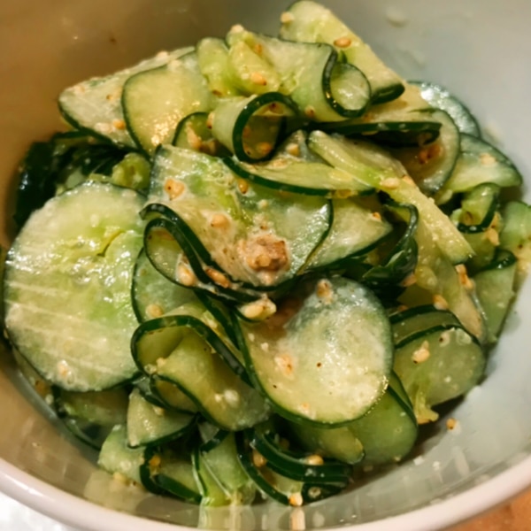 きゅうりとカニカマ、そしてマヨにんにく。 by クックOOZWJ9☆クックパッド簡単おいしいみんなのレシピが392万品