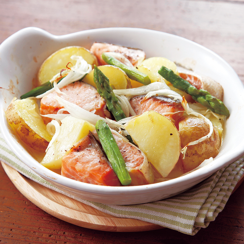 フライパン蒸し鮭ジャーマンポテト