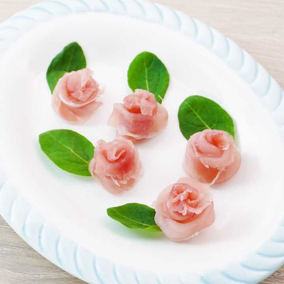 お弁当に花を咲かせよう。「ハムフラワー」が簡単でかわいい！ - macaroni