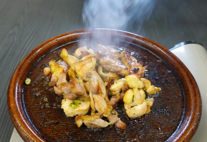 とうばん鍋 中 きなり 茶 黒たいせい窯