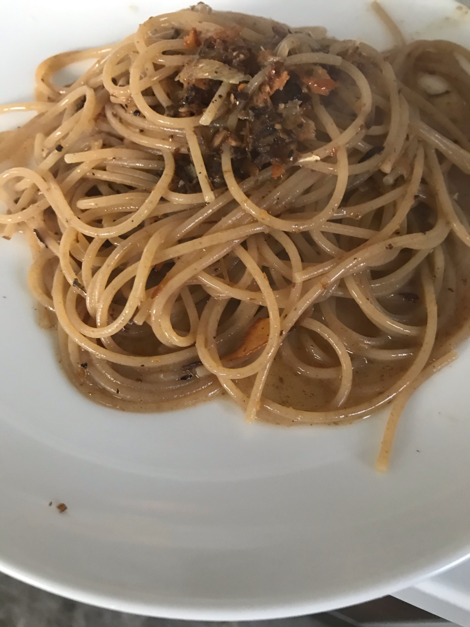 キャベツとアンチョビのパスタ