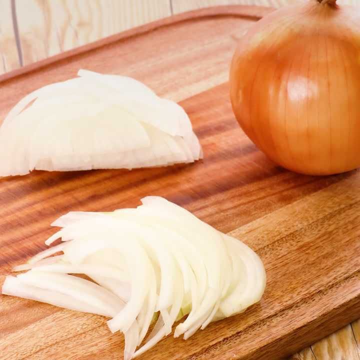 玉ねぎのくし切りは煮物に最適！トマト・じゃがいも・レモンも！暮らしニスタ