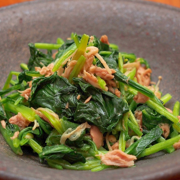 お手軽！ツナとほうれん草の彩りバター炒め