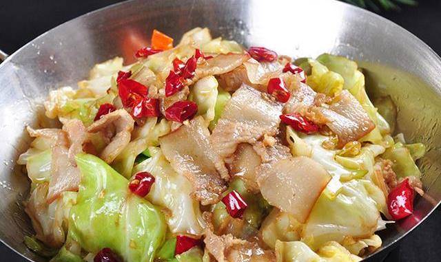 手撕包菜的做法_手撕包菜怎么做_红米乐呵的菜谱_美食天下