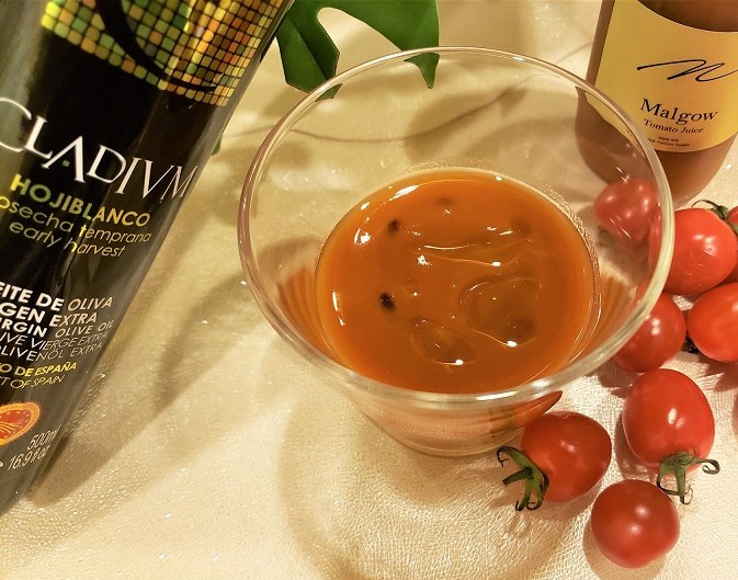 夏の朝ごはんに！ 美肌に嬉しい「オリーブオイル入りトマトジュース」の簡単レシピ - 房総オリーヴ