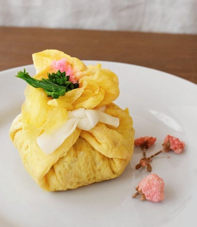 レンジでらくちん♪ シャキシャキ 五目 れんこんの 茶巾 寿司 のレシピ 作り方