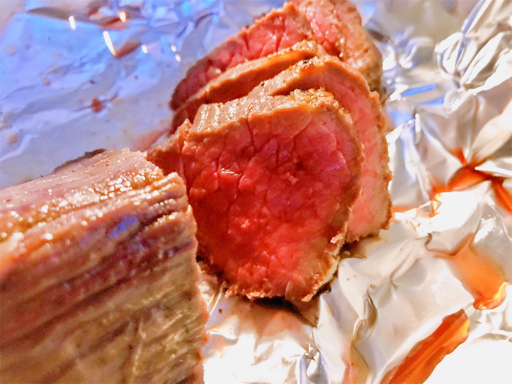 炊飯器でほったらかし♪ごちそうメニュー ローストビーフ