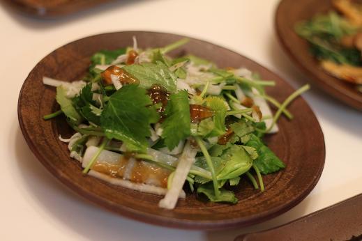 三つ葉と蒲鉾と切干大根の白和え